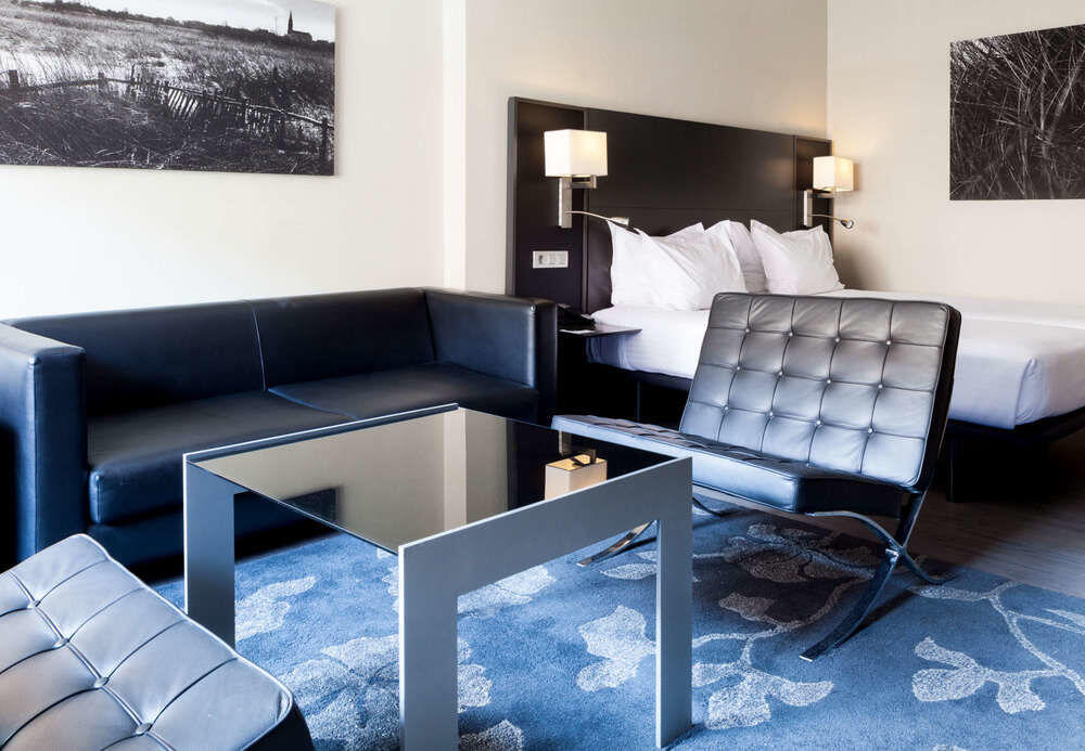 Foto de una habitación de B&amp;amp;B HOTEL Vitoria General Álava