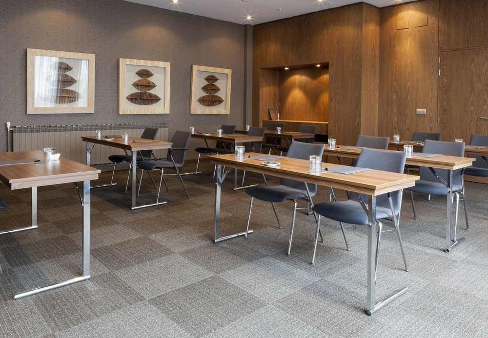 Foto de los servicios de B&amp;amp;B HOTEL Vitoria General Álava