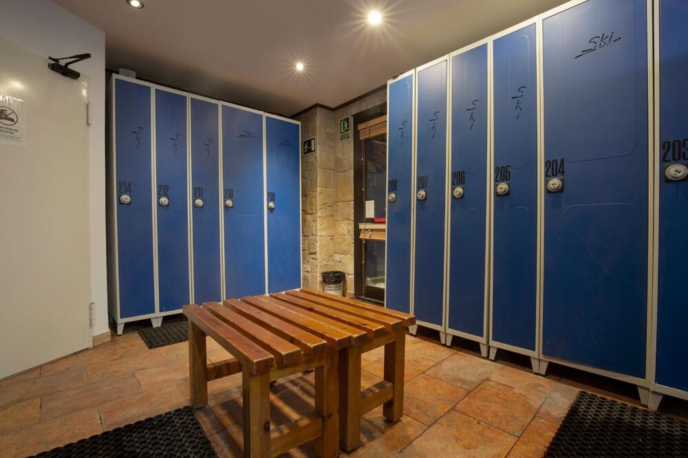 Foto de los servicios de Hotel Camel lot