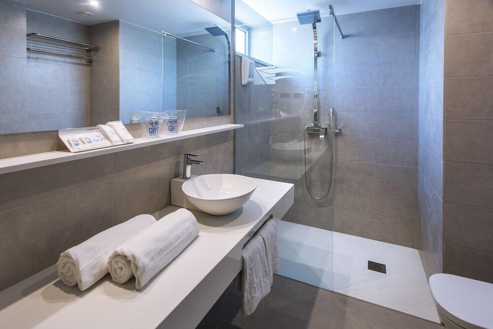 Foto del baño de GHT S&amp;#039;Agaró Mar Hotel