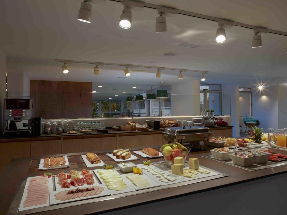 Foto de restauración de Route Active Hotel