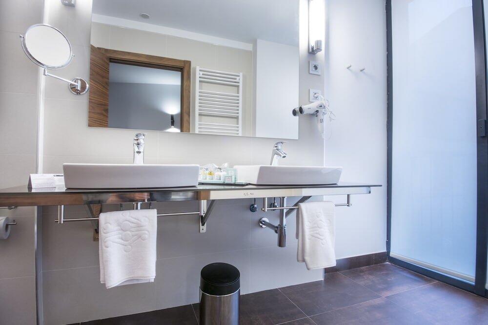 Foto del baño de Parador de Lleida