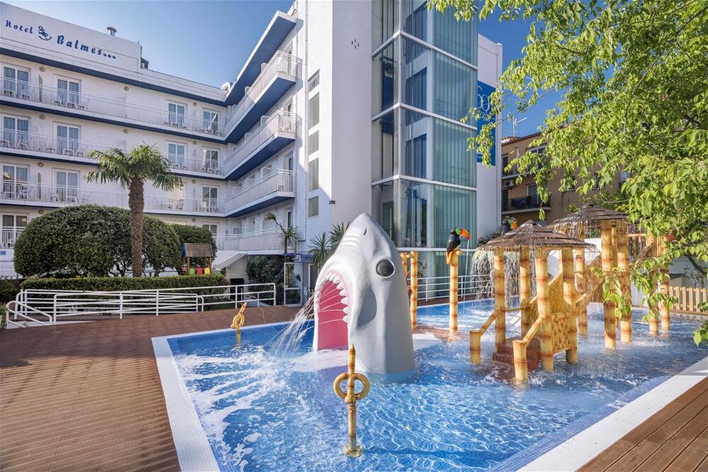 Foto de los servicios de GHT Balmes, Hotel-Aparthotel&amp;amp;SPLASH
