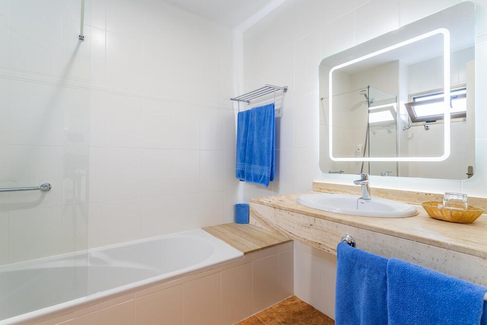 Foto del baño de Hotel Floresta