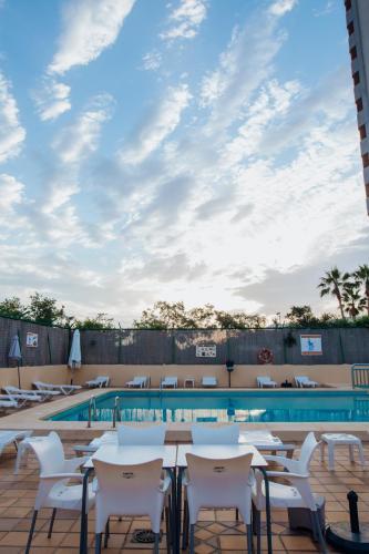 Foto de los servicios de Apartamentos Palm Court