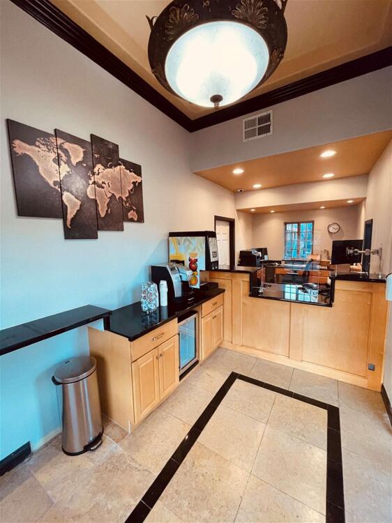 Foto de restauración de SureStay Hotel by Best Western San Rafael