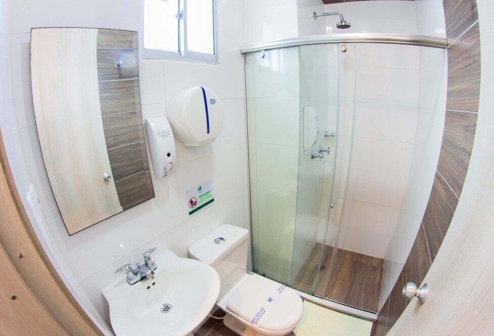 Foto del baño de Hotel Aixo Suites By GH Suites