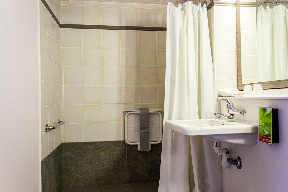 Foto del baño de Hotel initial by balladins La Roche-sur-Yon