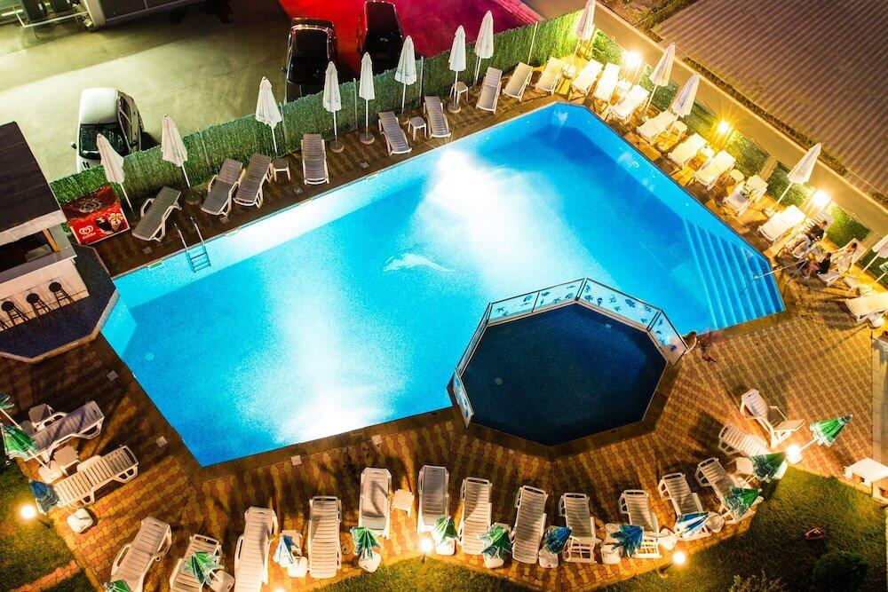 Foto de los servicios de Bohemi Hotel