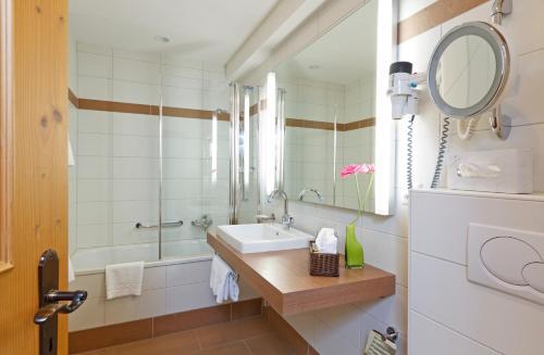 Foto del baño de Derby Swiss Quality Hotel