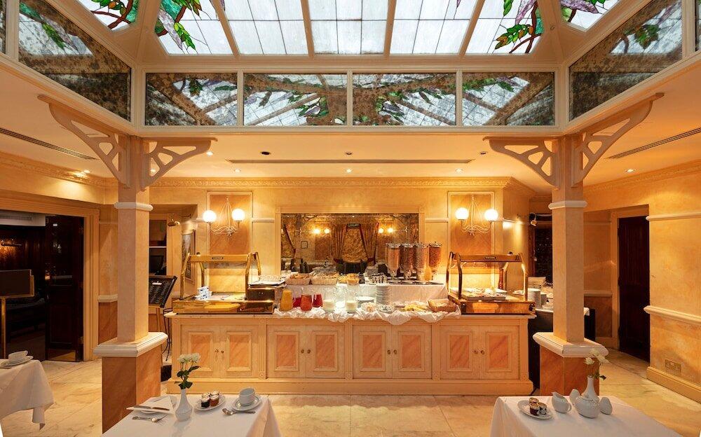 Foto de restauración de Rochester Hotel by Blue Orchid