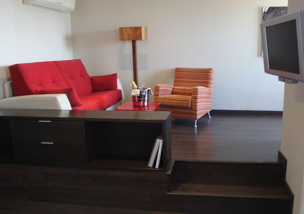 Foto de una habitación de The Cookbook Gastro Boutique Hotel &amp;amp; SPA