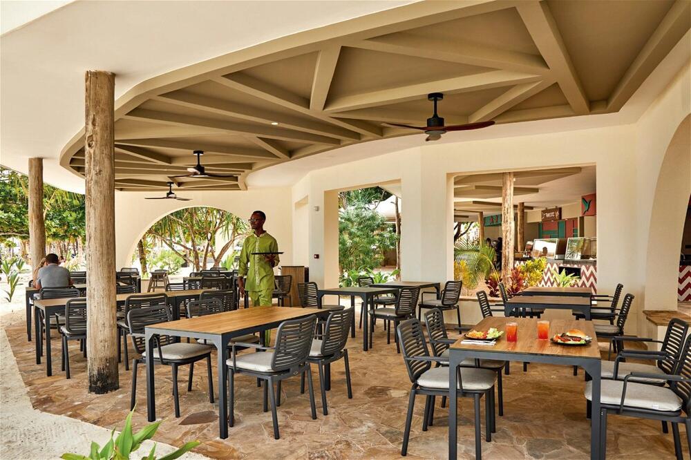 Foto de restauración de Hotel Riu Jambo - All Inclusive