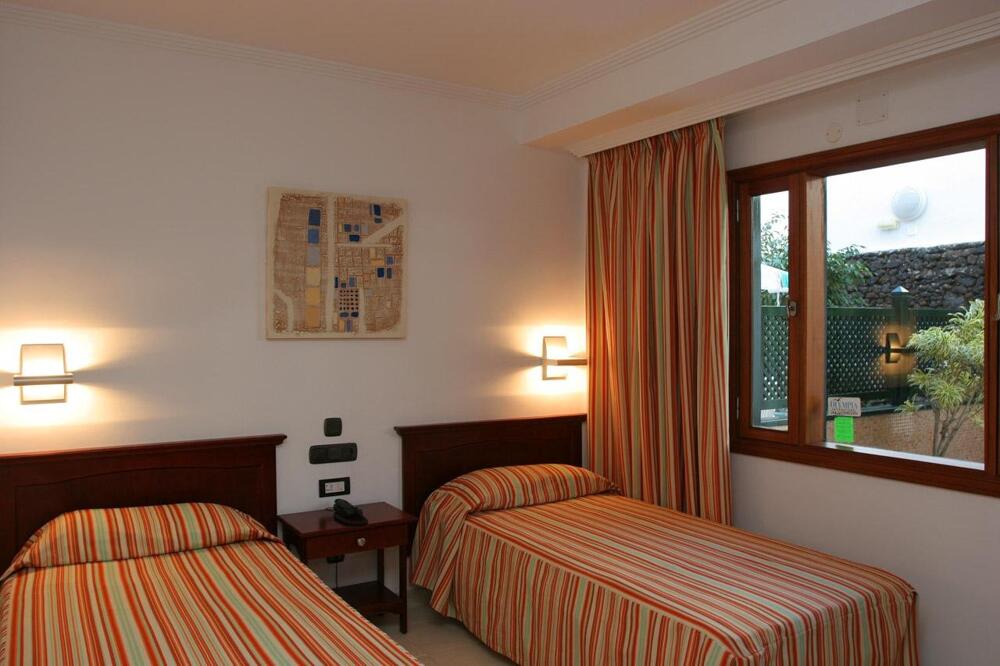 Photo – Apartamentos Olympia
