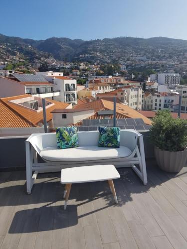 Foto de una habitación de Apartamentos Five Design Rooftop by Storytellers