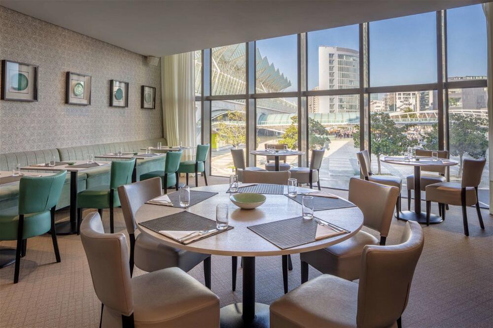 Foto de restauración de Tivoli Oriente Lisboa Hotel