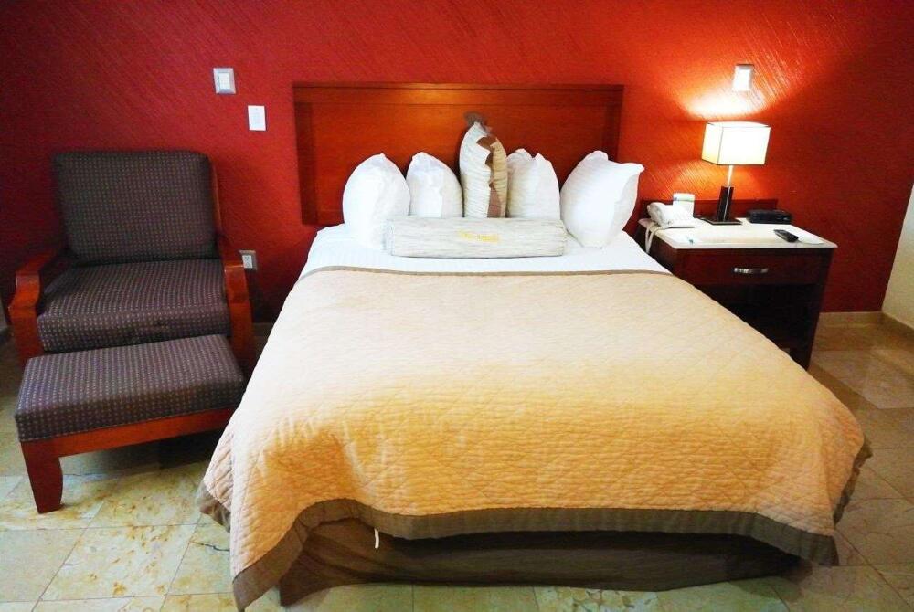 Foto de una habitación de Hotel Wyndham Garden Colima
