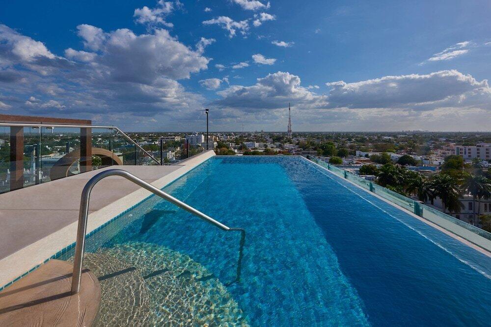 Foto de los servicios de Hotel City Express Plus Merida