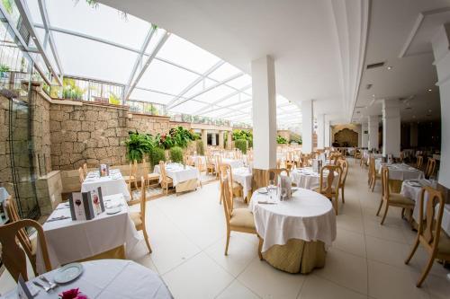 Foto de restauración de Apartamentos Parque del Sol