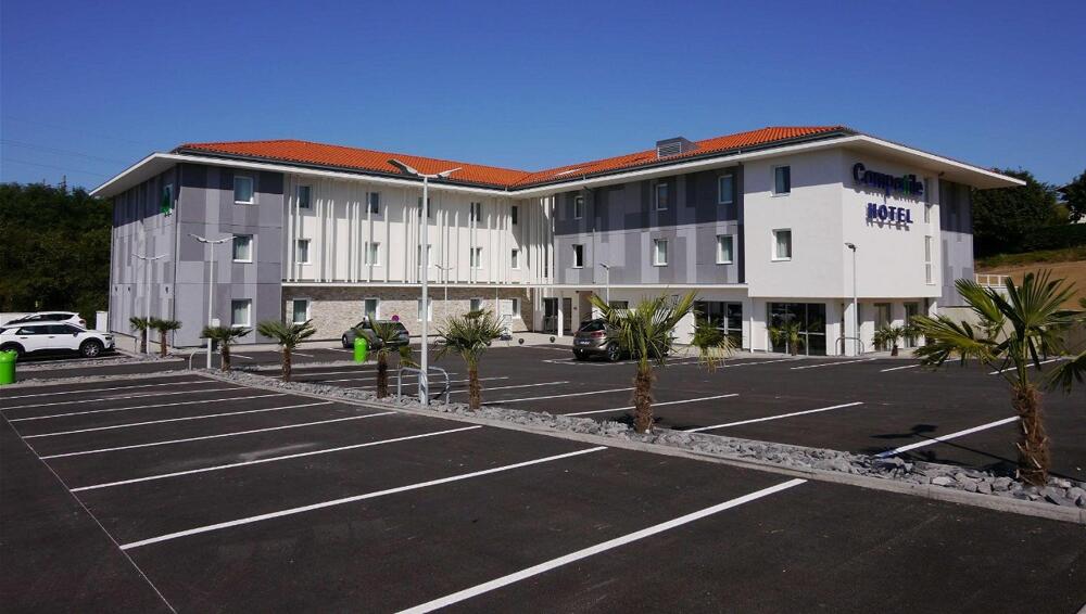 Foto del exterior de Hotel Campanile Saint Jean De Luz