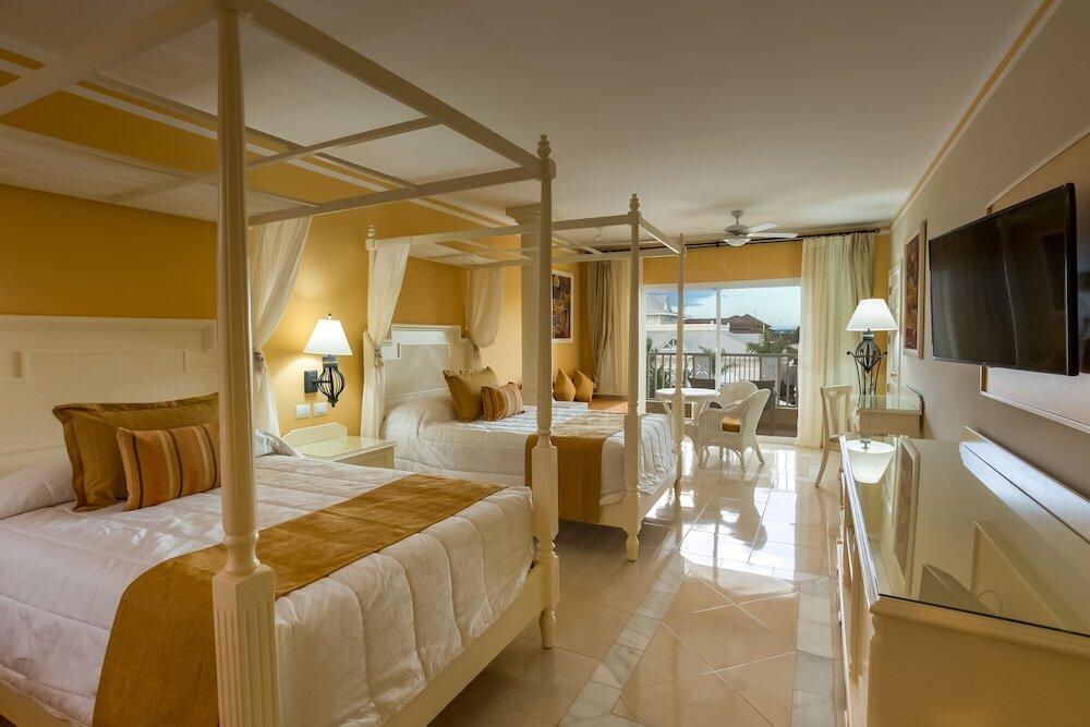 Foto de una habitación de Complejo Bahia Principe Luxury Bouganville - Adults Only All Inclusive