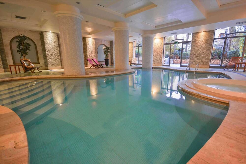 Foto de los servicios de Maritim Antonine Hotel &amp;amp; Spa