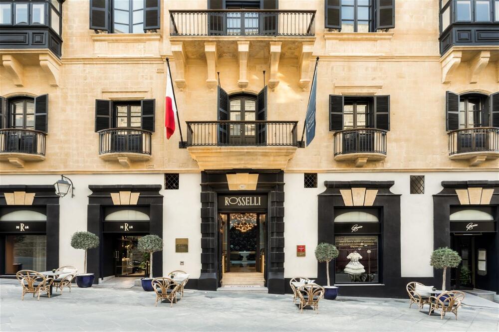 Foto del exterior de Hotel Rosselli AX Privilege