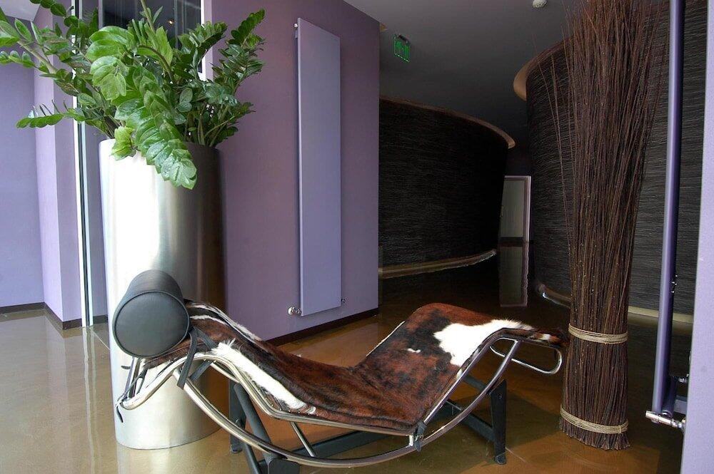 Foto de los servicios de Les Fleurs Boutique Hotel