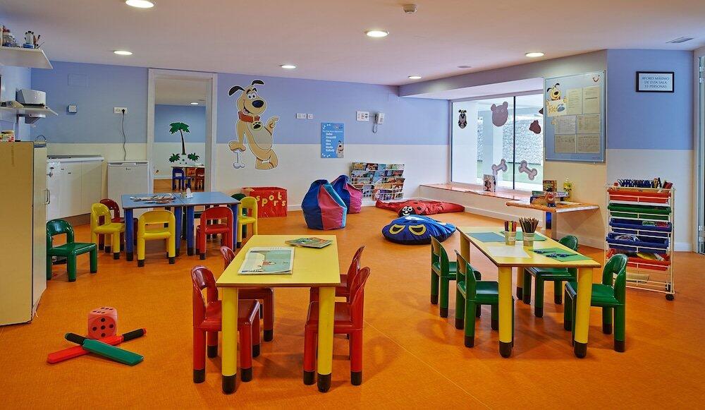 Foto de los servicios de Aparthotel Hipotels Coma Gran