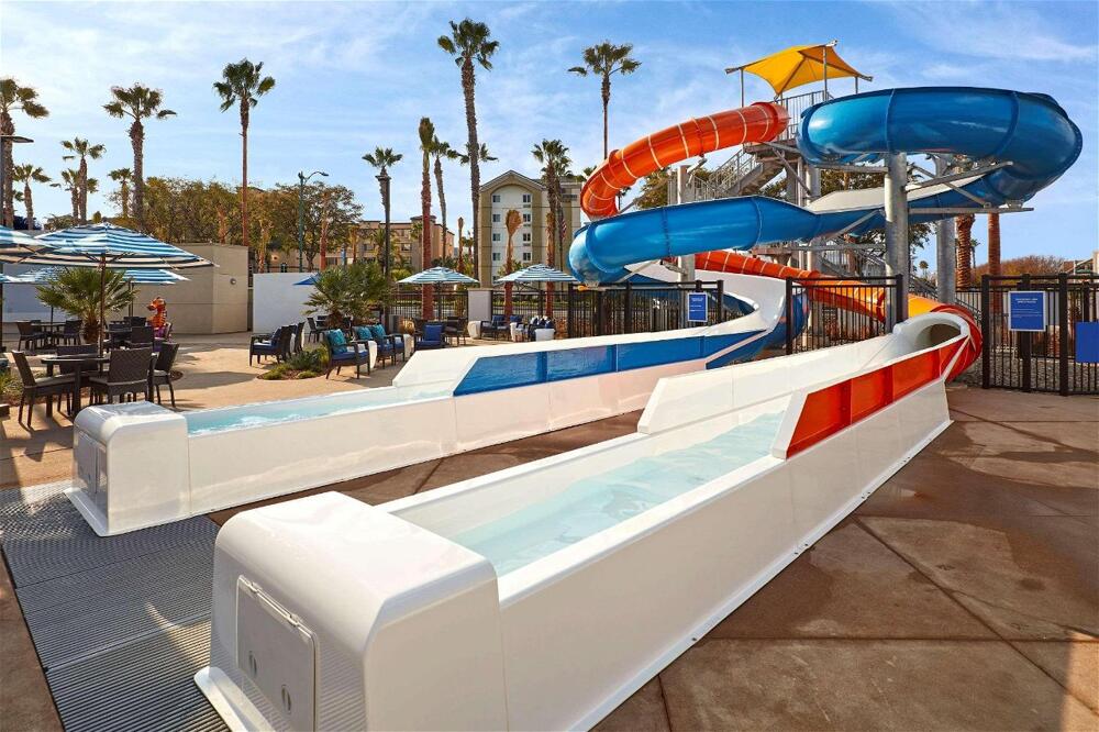 Foto general de Cambria Hotel &amp;amp; Suites Anaheim Resort Area