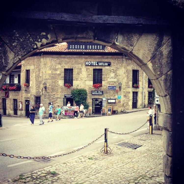 Foto general de Hotel Santillana
