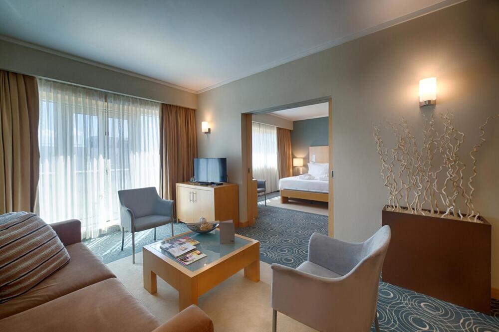 Foto de una habitación de SANA Malhoa Hotel