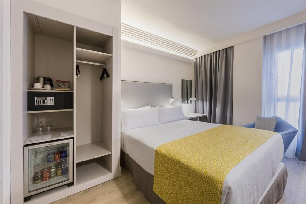 Foto de una habitación de Hotel Catalonia Granada