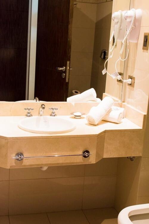 Foto del baño de Hotel Howard Johnson Neuquen