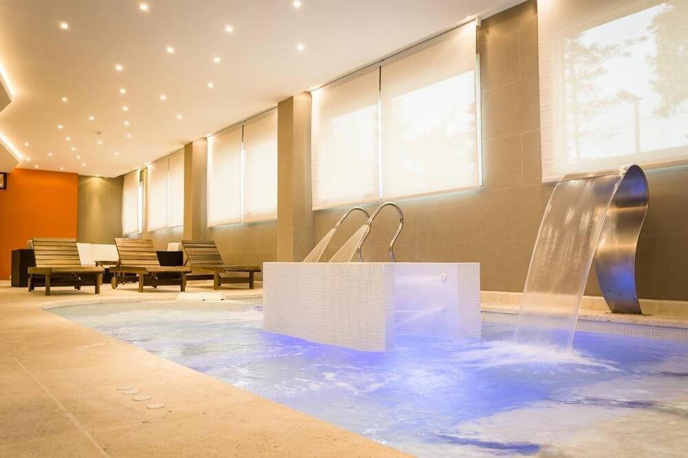 Foto general de Hotel Howard Johnson Neuquen
