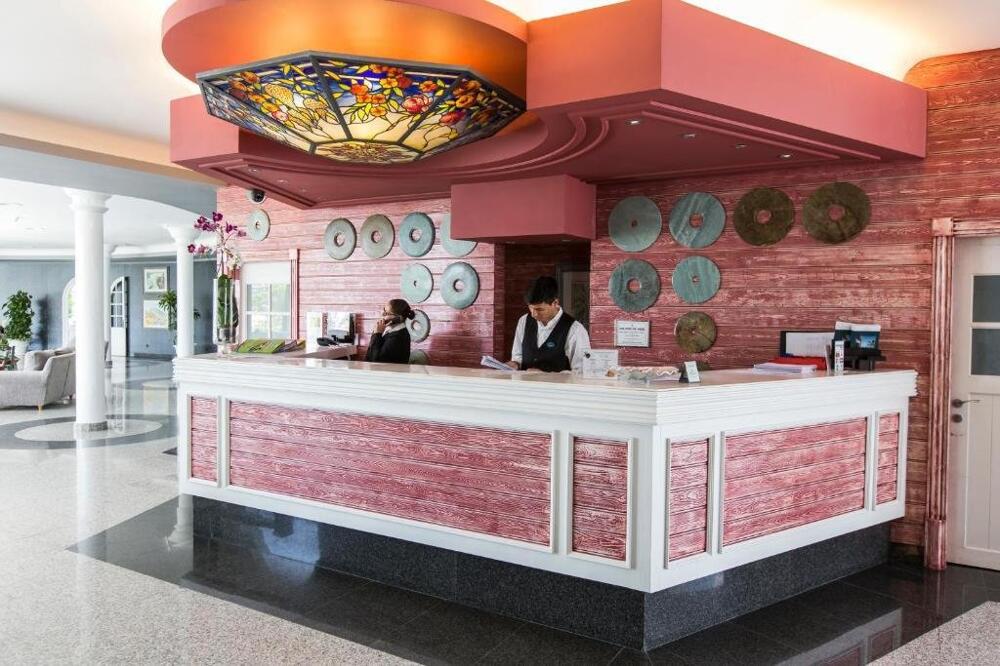 Foto de las zonas nobles de Adrián Hoteles Colón Guanahaní Adultos Only