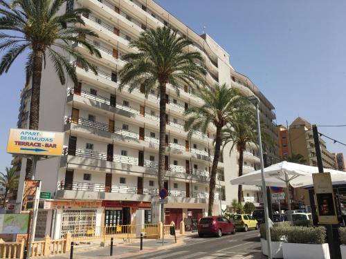 Foto del exterior de BERMUDAS-TURIS Apartamentos
