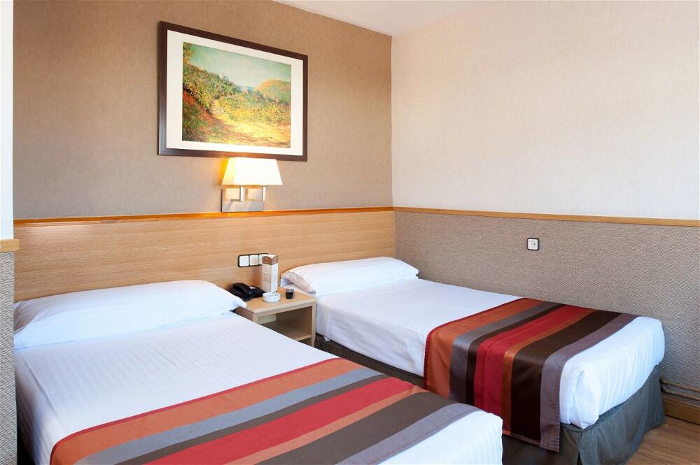 Foto de una habitación de Hotel Catalonia Park Güell