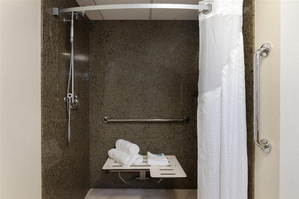 Foto del baño de Holiday Inn Express &amp;amp; Suites - Atlanta Downtown, an IHG Hotel