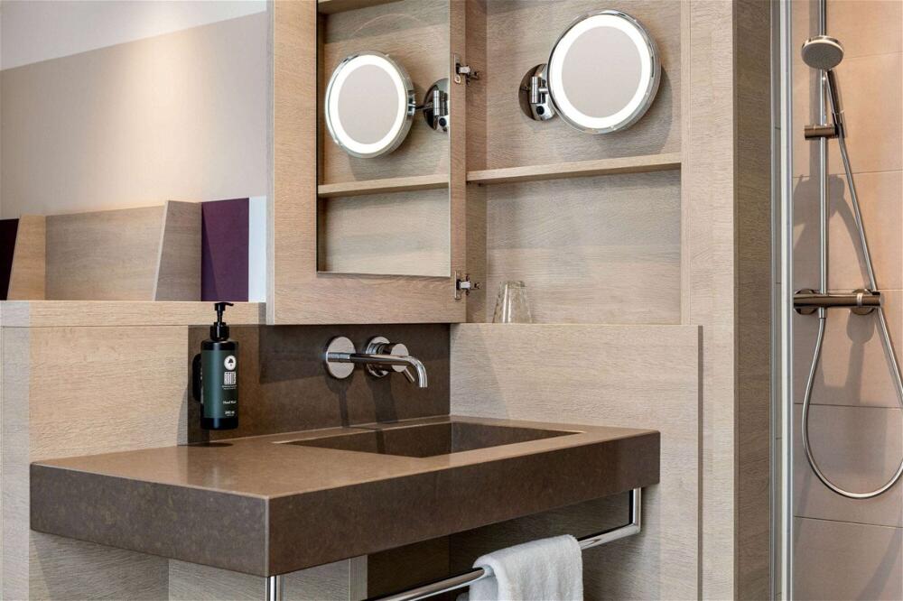 Foto del baño de Hotel Vienna House Easy Osnabrück