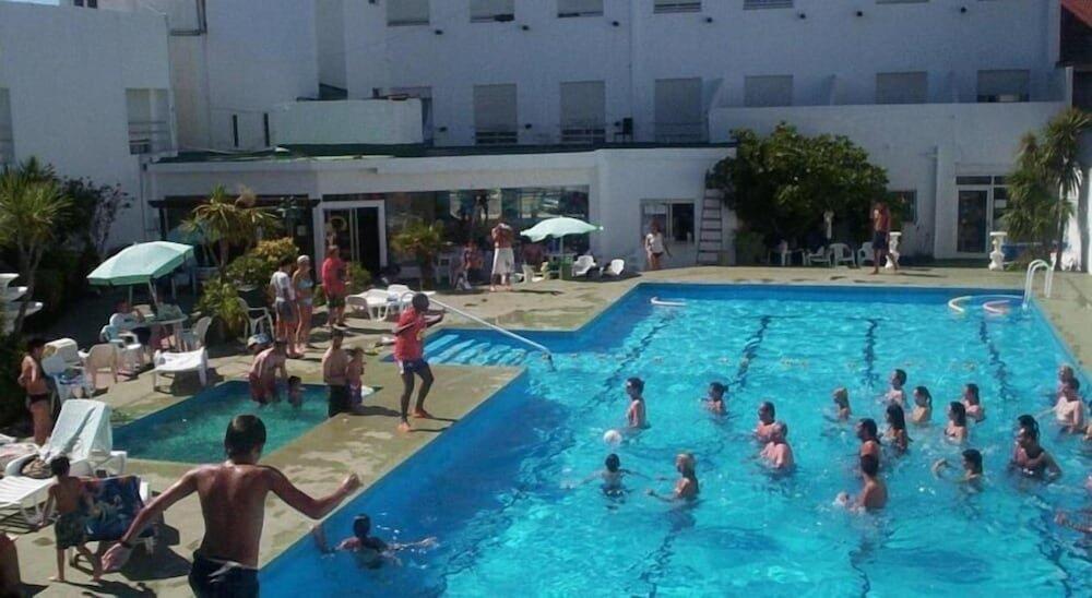 Foto de los servicios de San Remo Resort Hotel