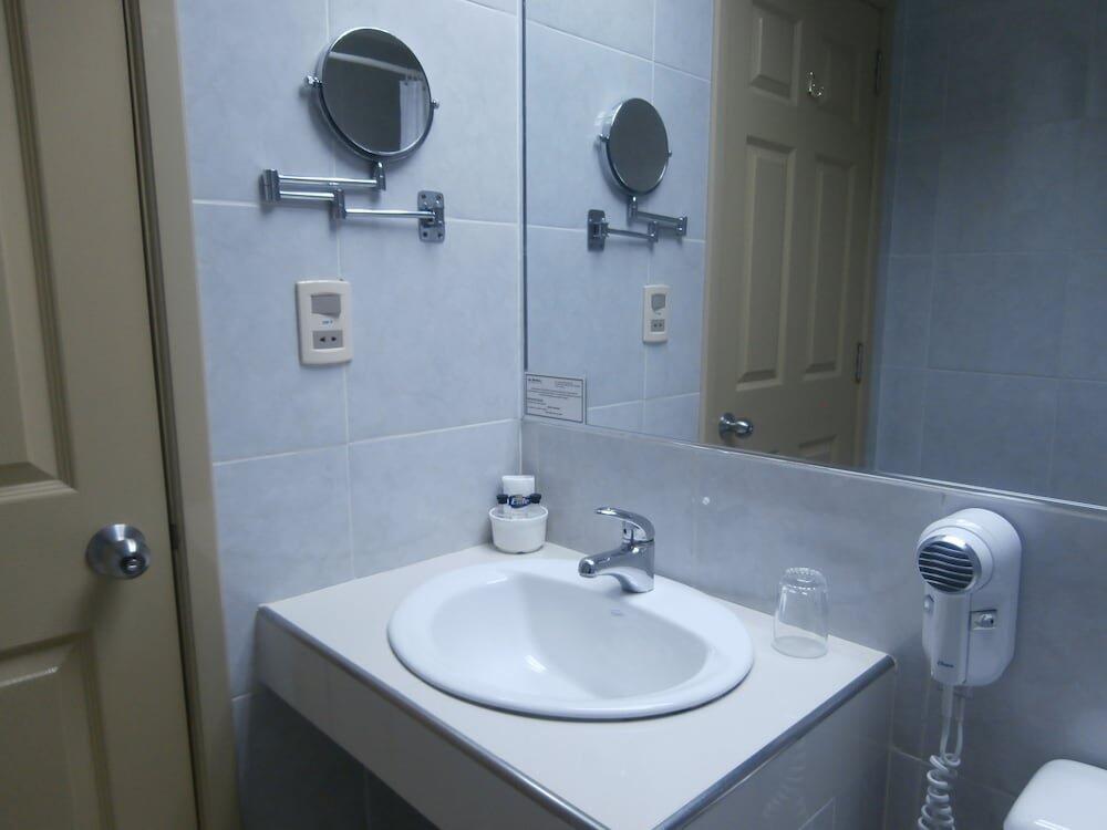 Foto del baño de Los Sauces Apart Hotel
