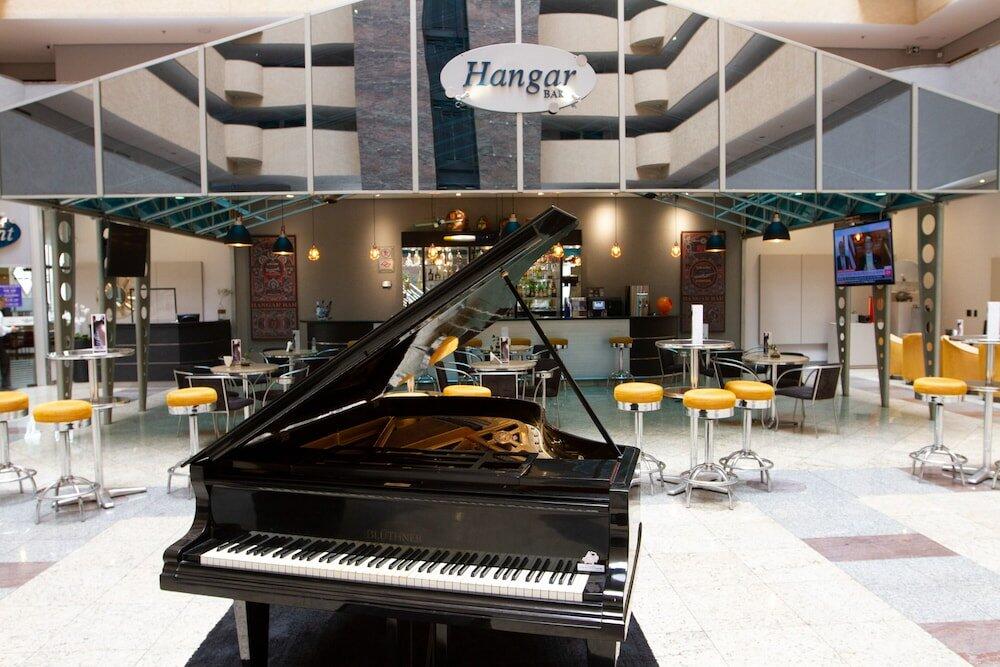 Foto de los servicios de Bristol International Airport Hotel