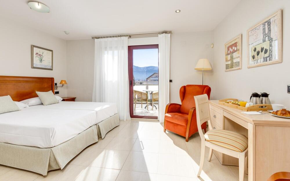 Foto de una habitación de Hotel Daniya Denia Spa &amp;amp; Business 4*