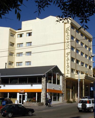 Foto del exterior de Hotel Kenton Palace Bariloche
