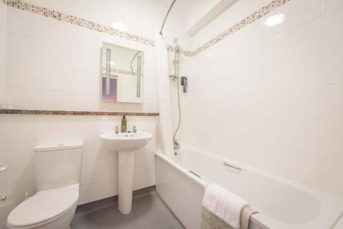 Foto del baño de Ben Nevis Hotel &amp;amp; Leisure Club