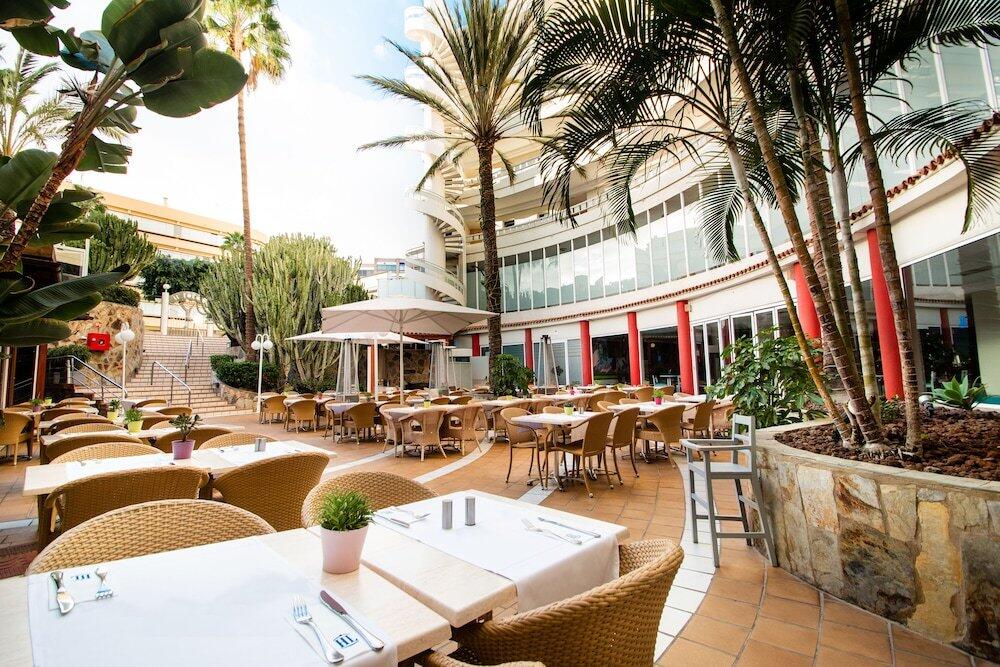 Foto del exterior de HL Rondo Hotel