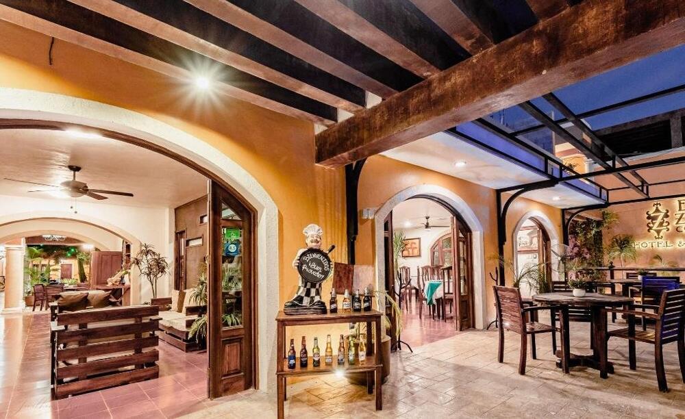 Foto de restauración de El Zaguán Colonial by GuruHotel