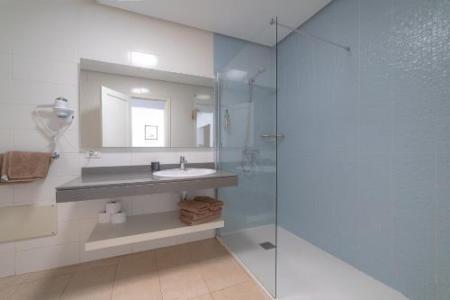 Foto del baño de Apartamentos Elena