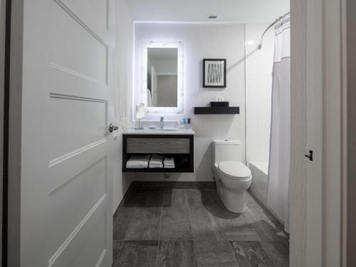 Foto del baño de Crowne Plaza Hotel Moncton Downtown, an IHG Hotel